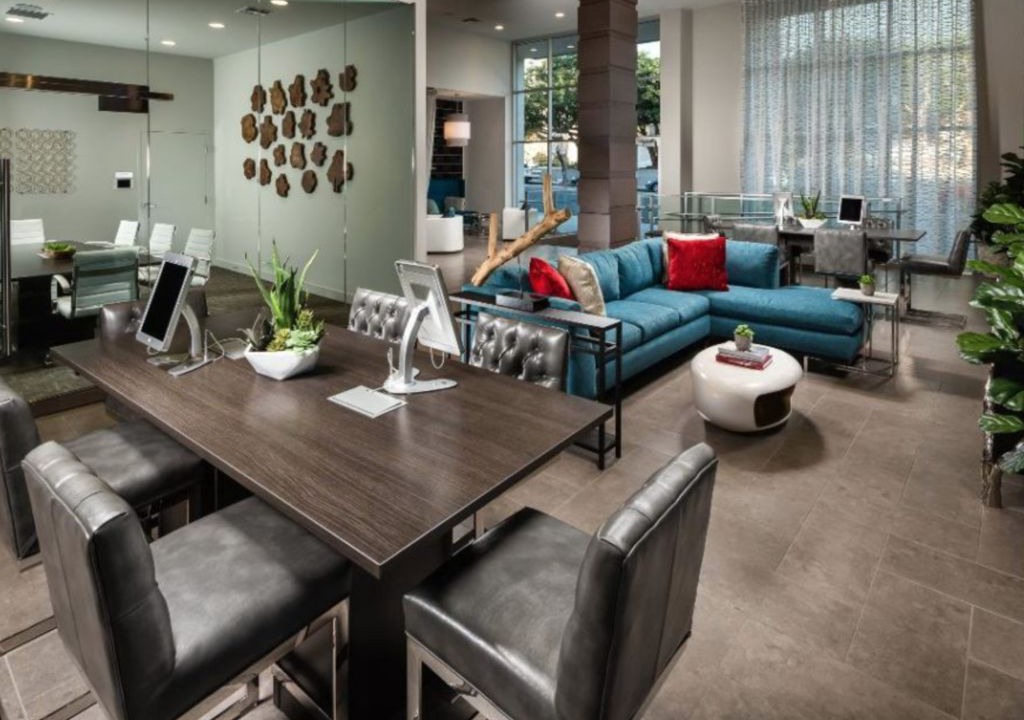 Photo of Livingroom in Wilshire Center