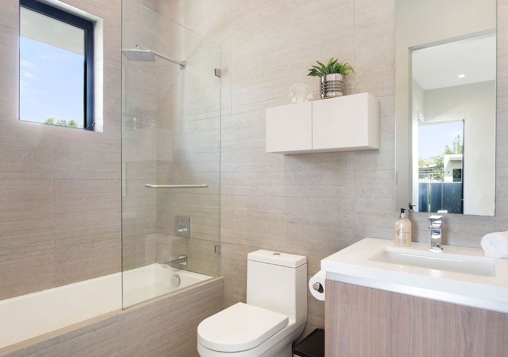 Photo of Bathroom in Melrose