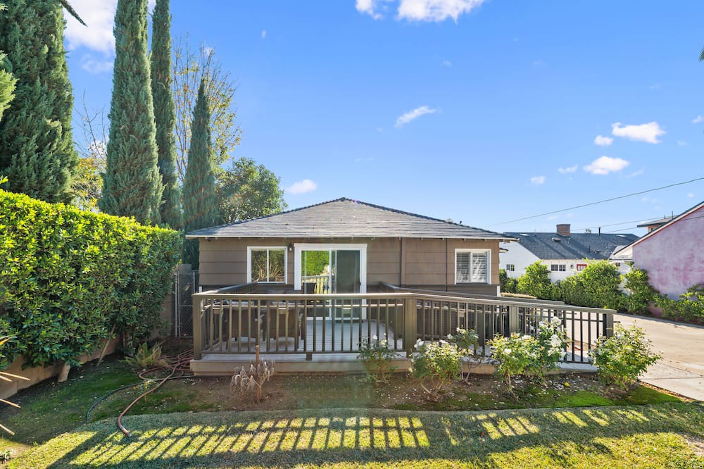 Photo of Outdoor in Altadena