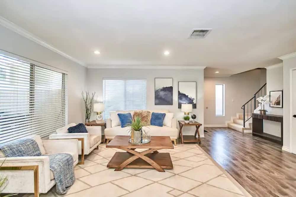 Photo of Livingroom in Valle Lindo