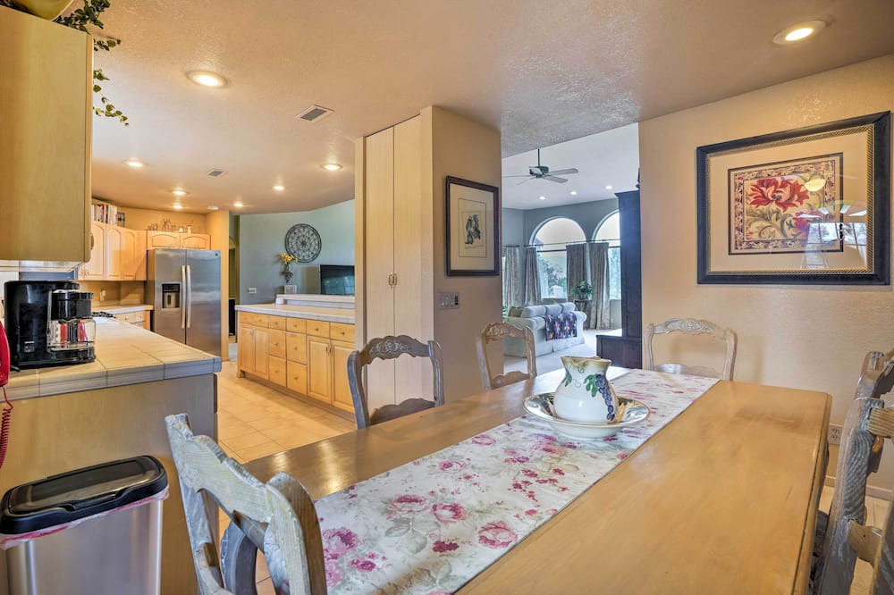 Photo of Kitchen in Pinyon Pines