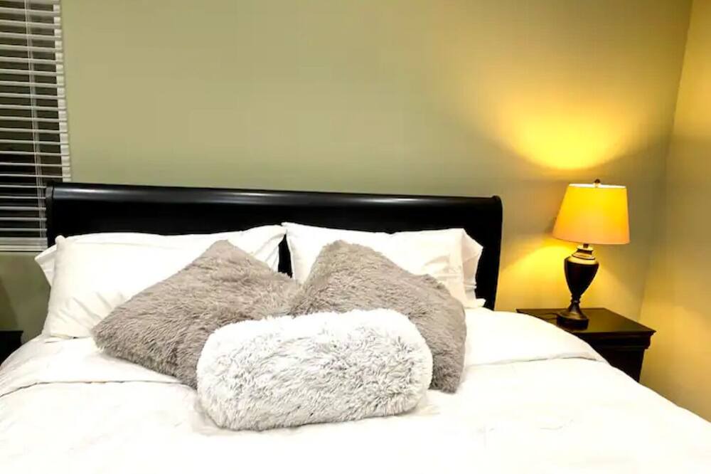 Photo of Bedroom in Downtown