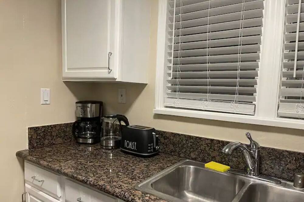 Photo of Kitchen in Downtown