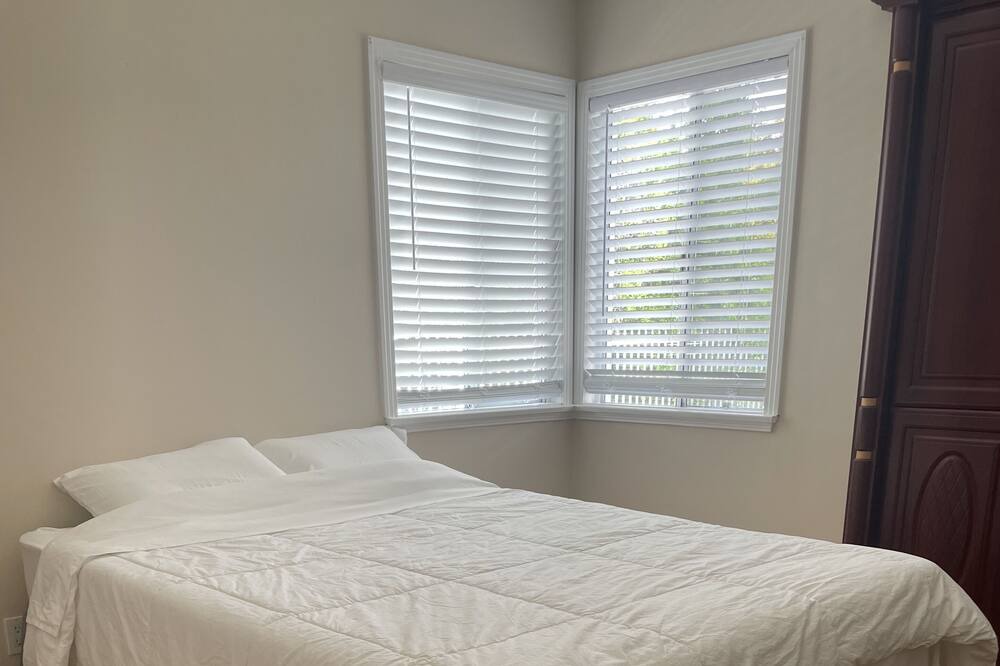 Photo of Bedroom in Downtown