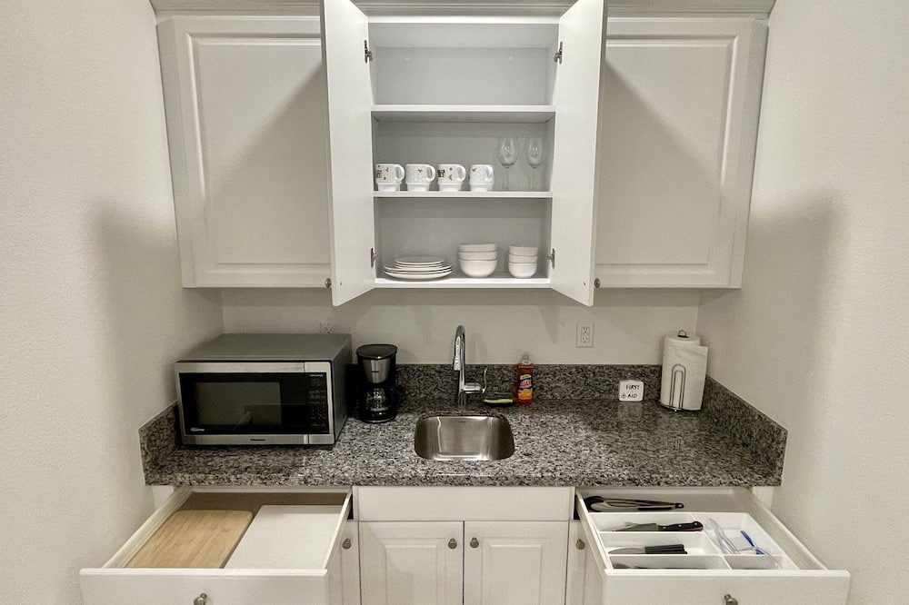 Photo of Kitchen in Colton