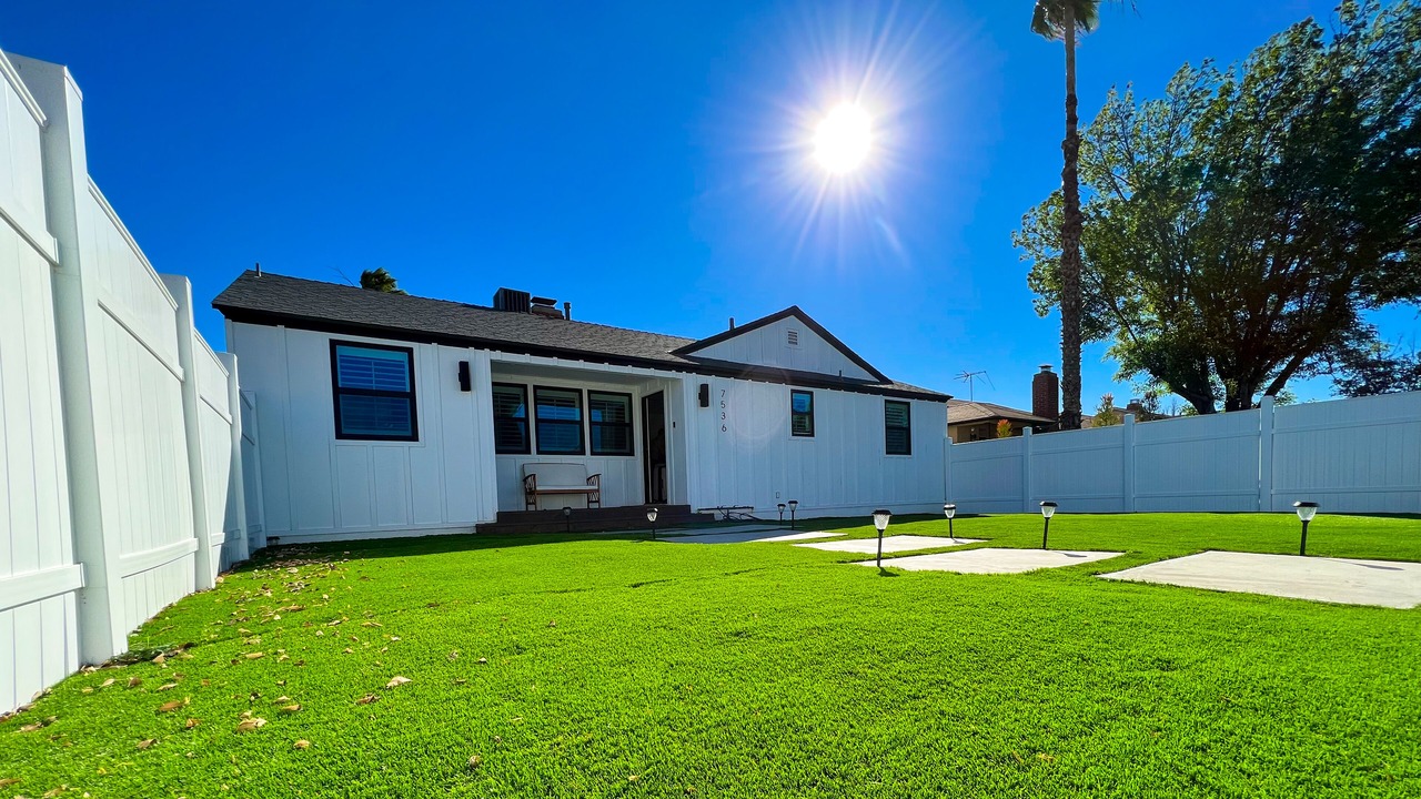 Photo of Outdoor in North Hills West