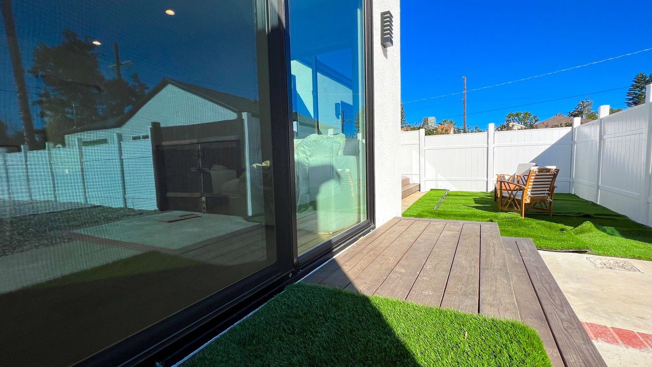 Photo of Outdoor in North Hills West