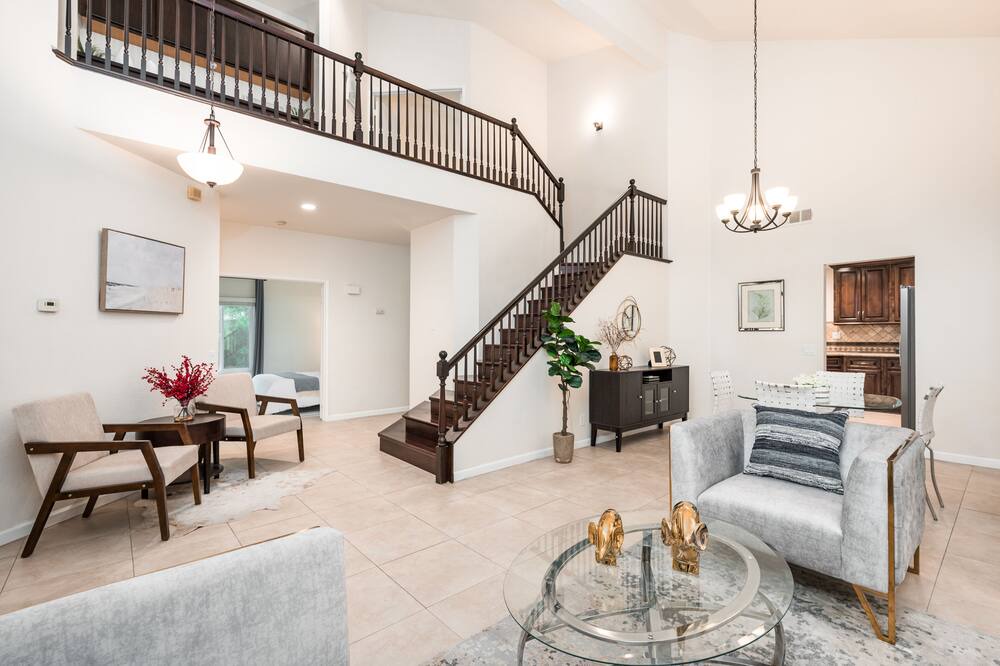 Photo of Livingroom in Moreno Valley