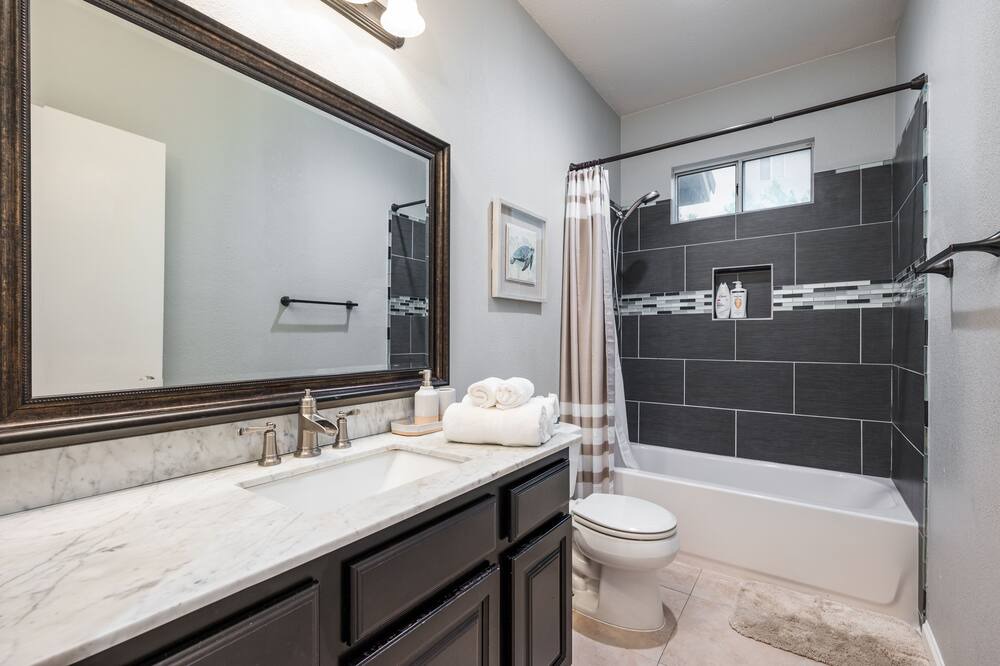 Photo of Bathroom in Moreno Valley