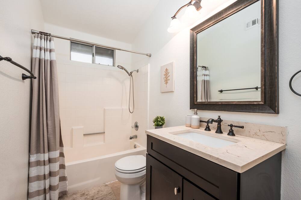 Photo of Bathroom in Moreno Valley