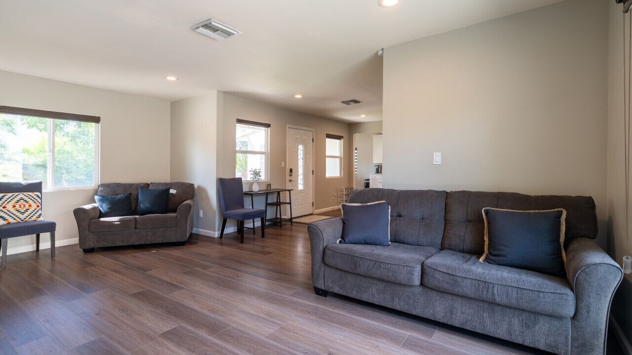 Photo of Livingroom in Glendora