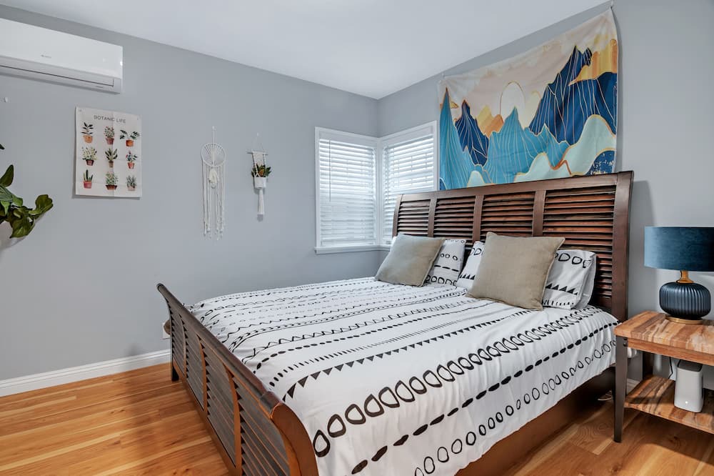 Photo of Bedroom in Rosemead