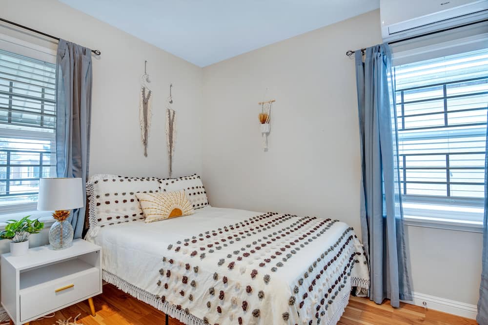 Photo of Bedroom in Rosemead