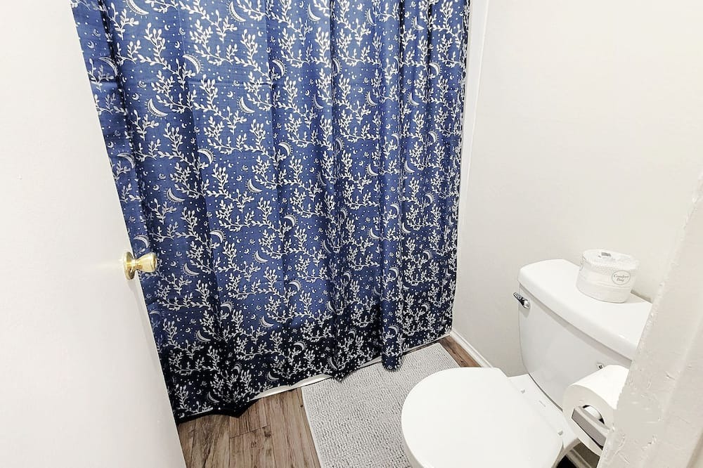 Photo of Bathroom in Placentia