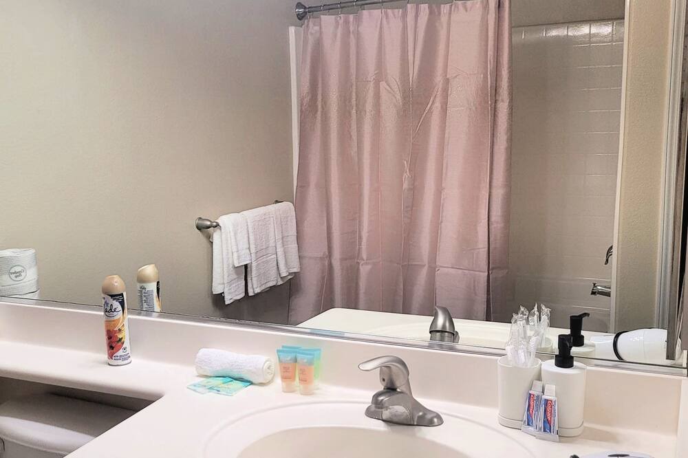 Photo of Bathroom in Placentia