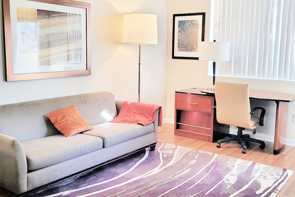 Photo of Bedroom in Placentia