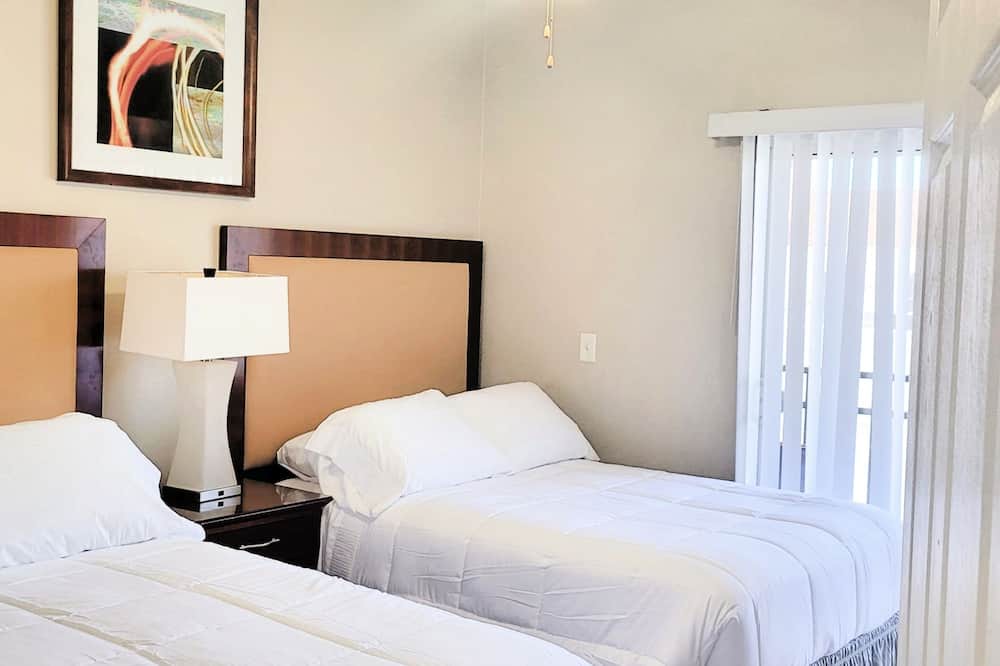 Photo of Bedroom in Placentia