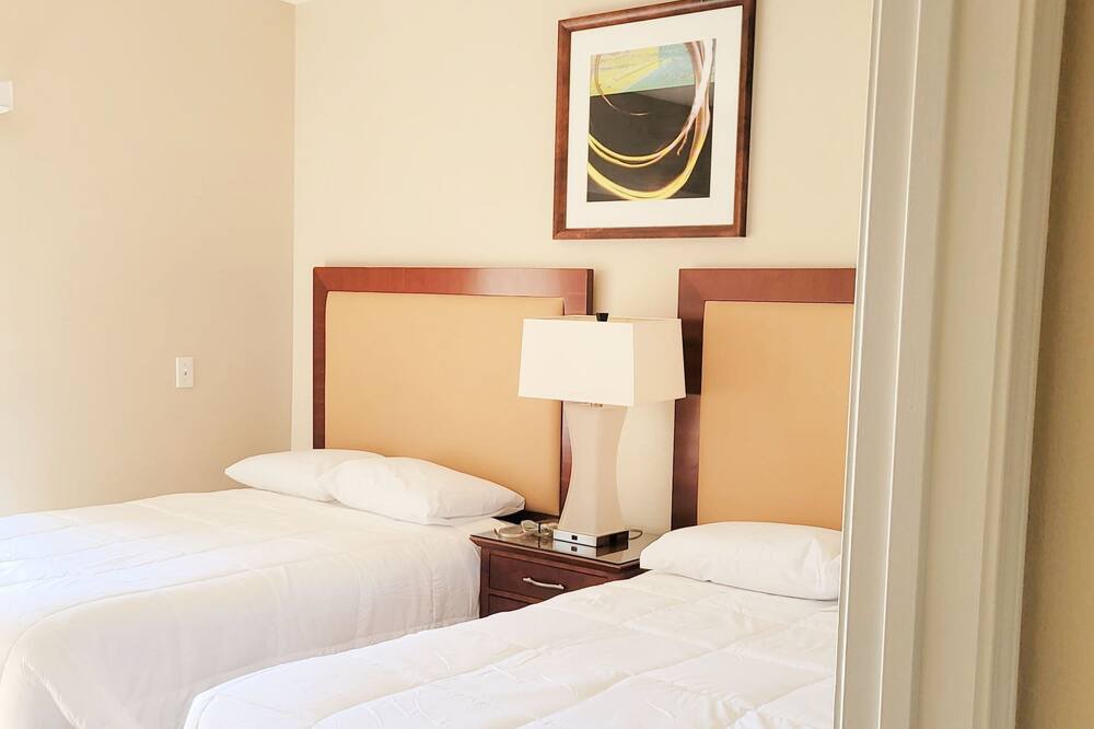 Photo of Bedroom in Placentia