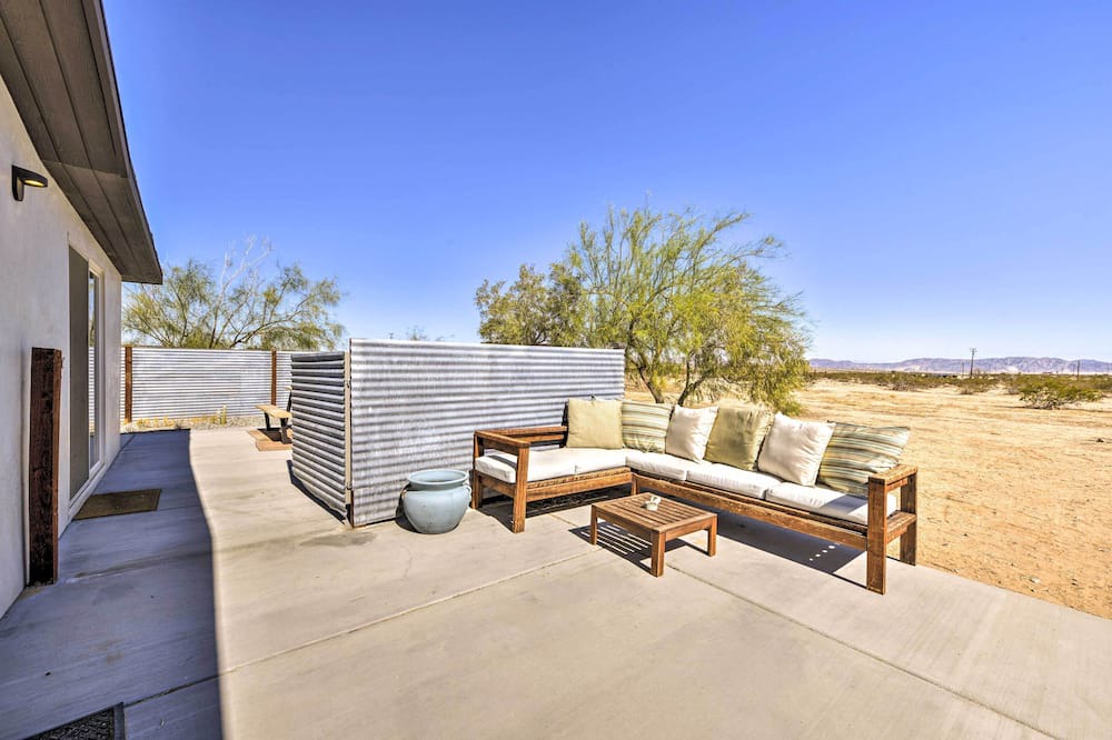Photo of Patio Balcony in Joshua Tree