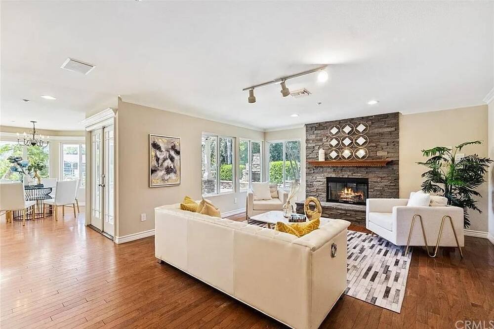 Photo of Livingroom in Yorba Linda