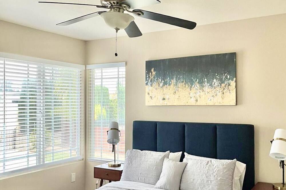 Photo of Bedroom in Yorba Linda