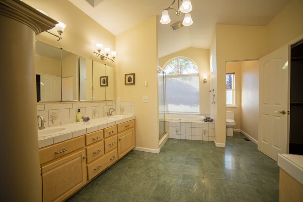 Photo of Bathroom in Sonora