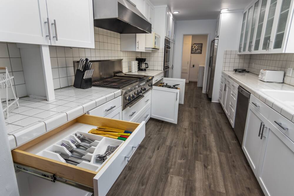 Photo of Kitchen in Valley Village