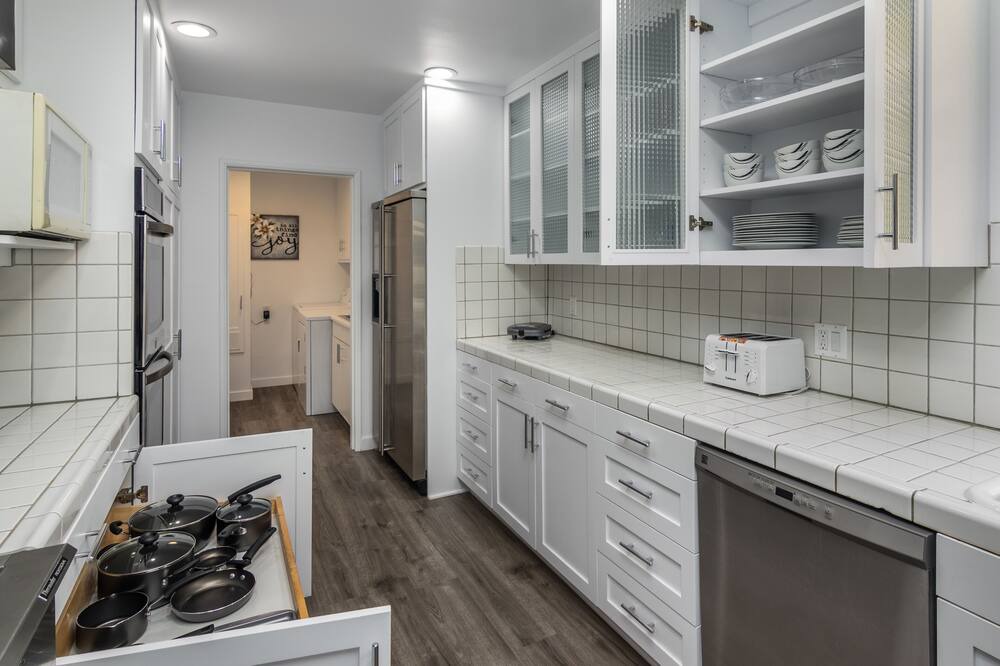 Photo of Kitchen in Valley Village