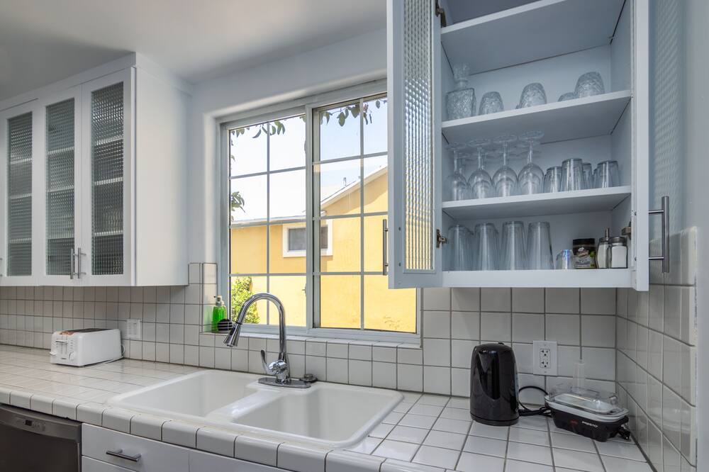 Photo of Kitchen in Valley Village