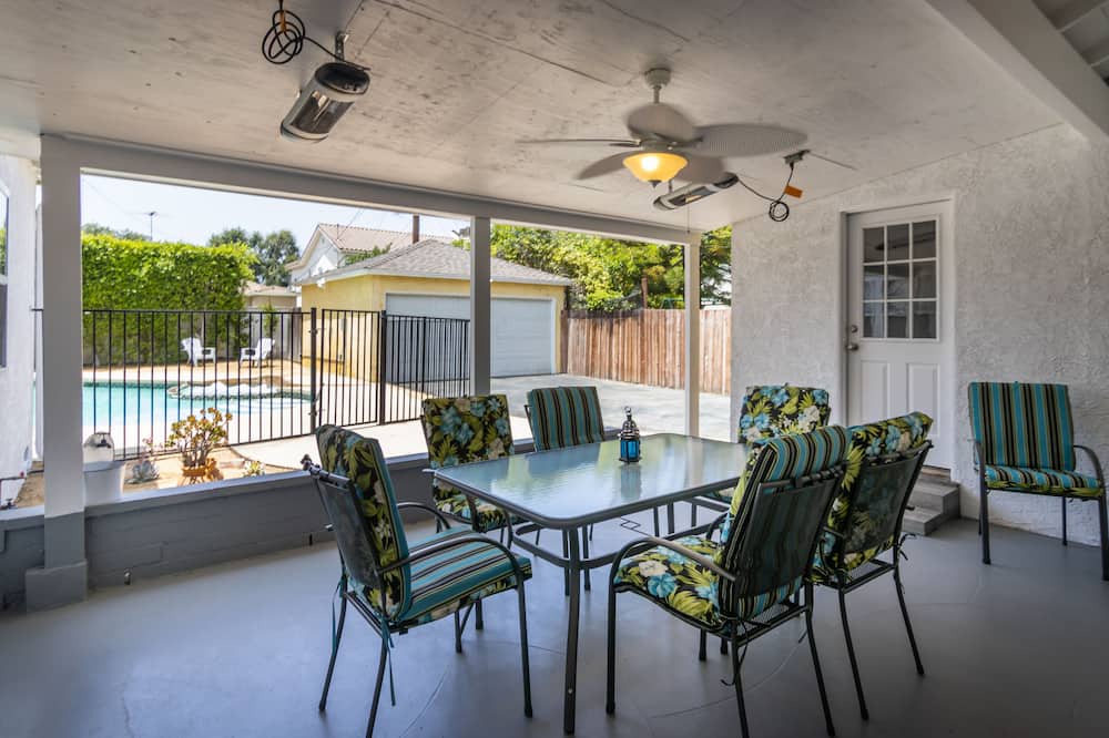 Photo of Patio Balcony in Valley Village