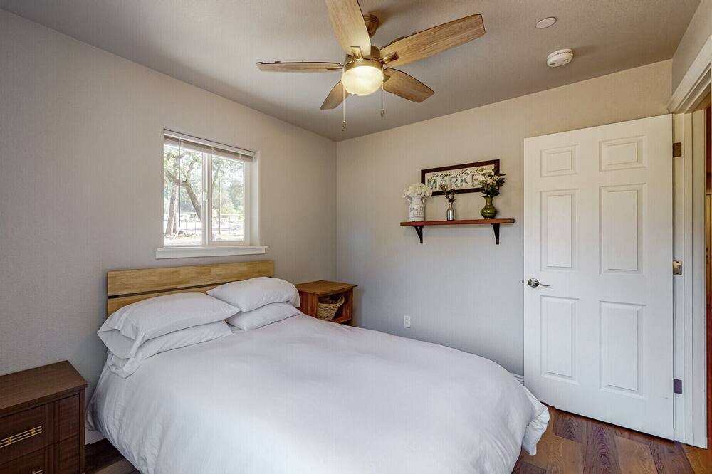 Photo of Bedroom in Burnt Ranch