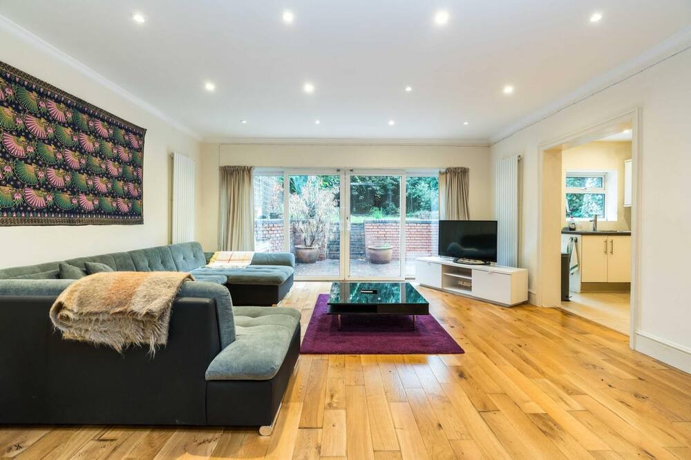 Photo of Livingroom in Camden