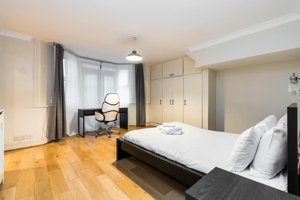 Photo of Bedroom in Camden