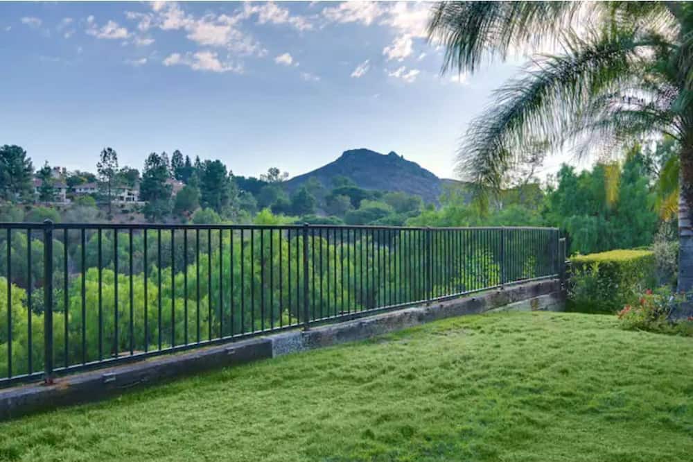 Photo of Others in Thousand Oaks