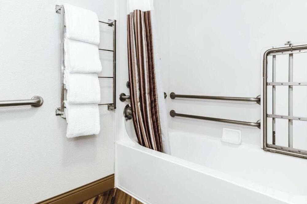 Photo of Bathroom in Guasti