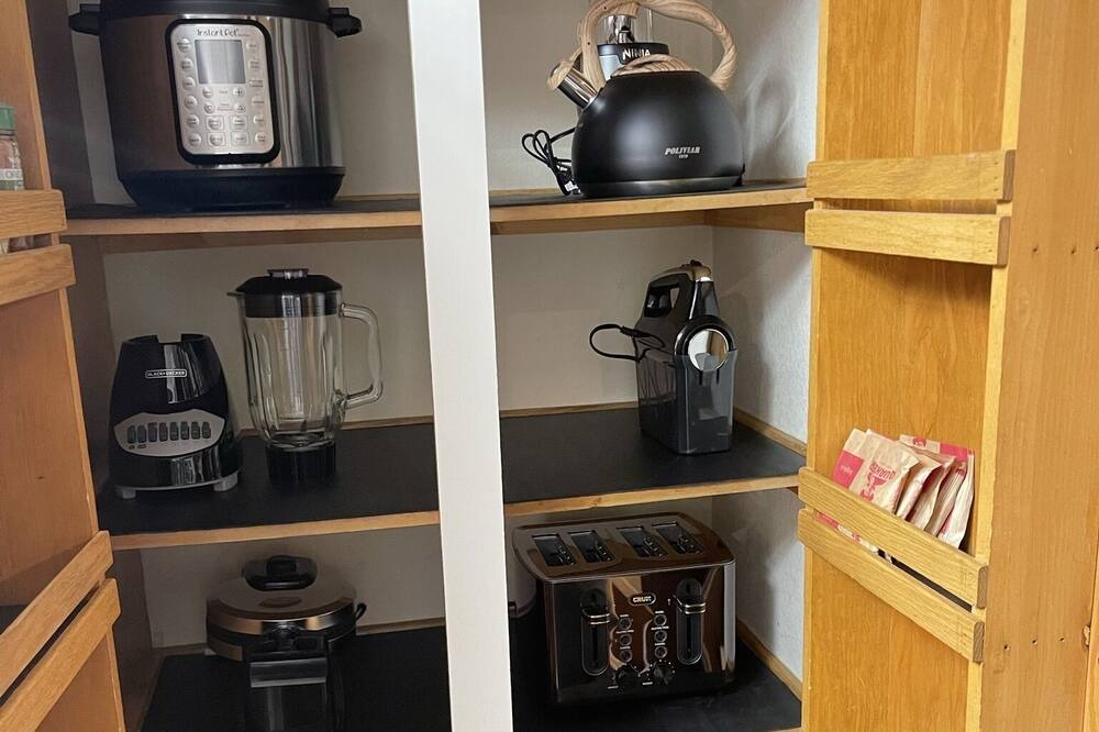 Photo of Kitchen in Cedar Glen