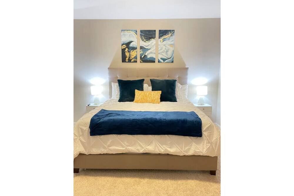 Photo of Bedroom in Yorba Linda
