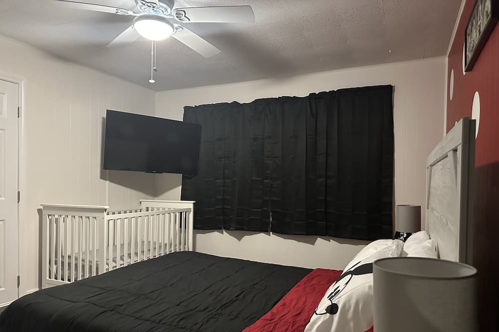 Photo of Bedroom in Garden Grove