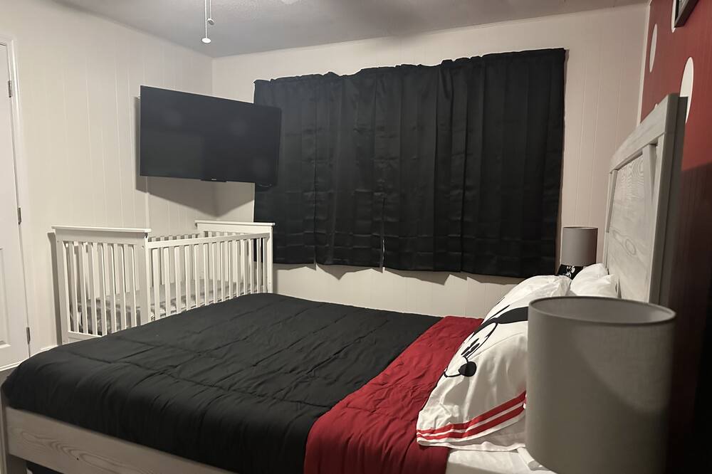 Photo of Bedroom in Garden Grove