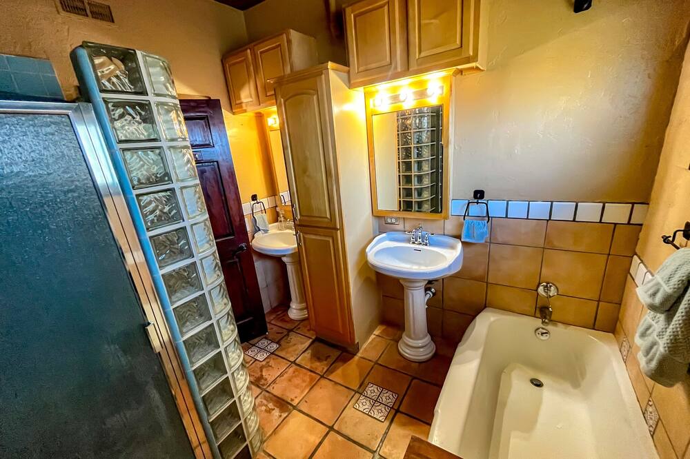 Photo of Bathroom in East Hemet