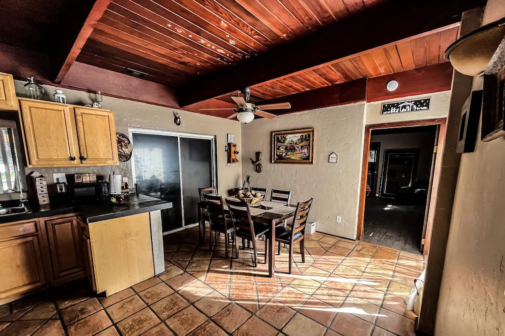 Photo of Kitchen in East Hemet