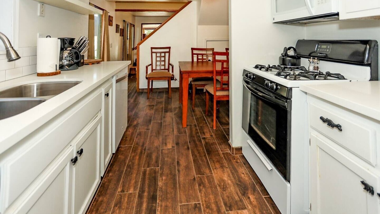 Photo of Kitchen in Big Bear