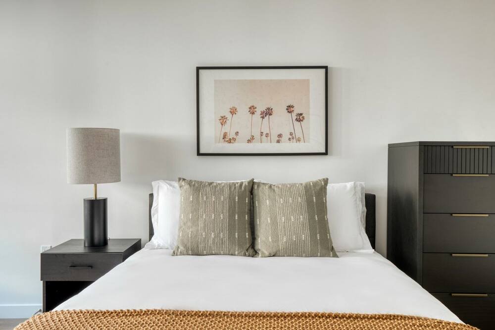Photo of Bedroom in Silver Lake
