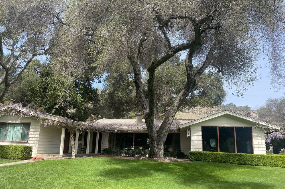 Photo of Outdoor in Greenfield