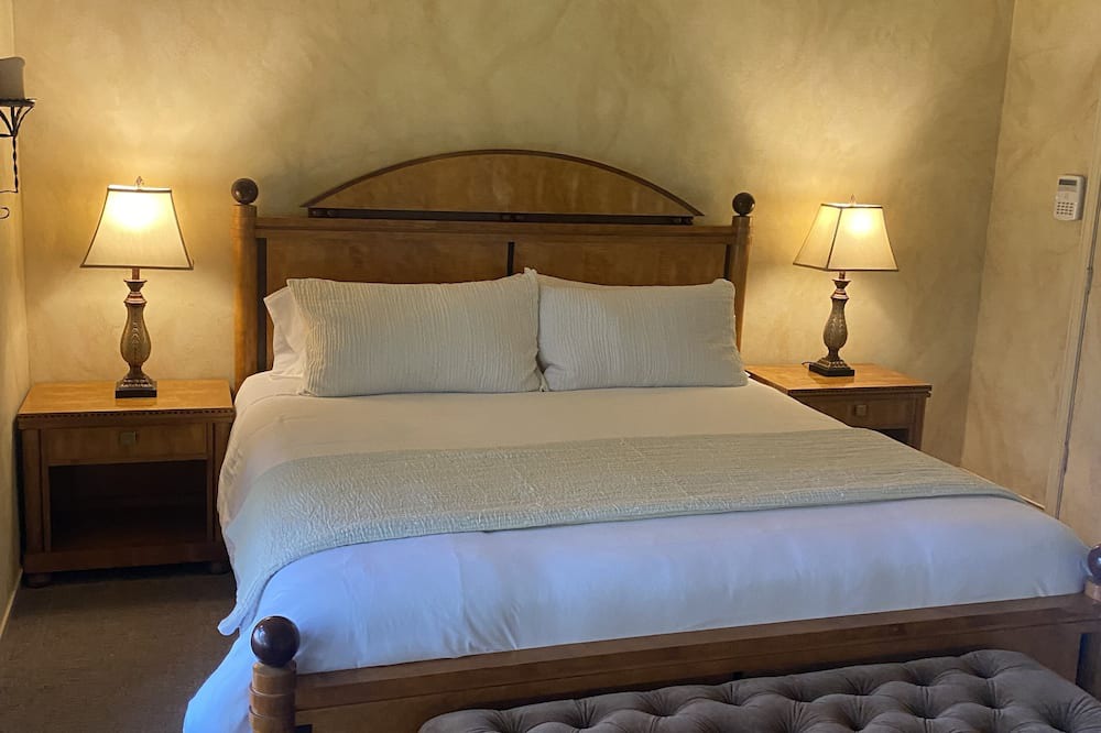 Photo of Bedroom in Greenfield
