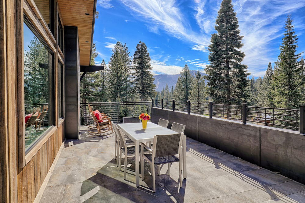 Photo of Outdoor in Ponderosa Palisades