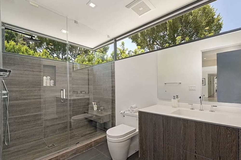 Photo of Bathroom in The Flats
