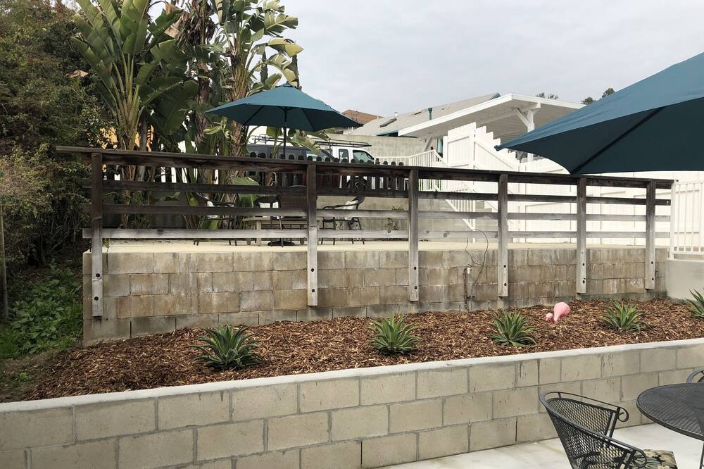 Photo of Others in Los Angeles