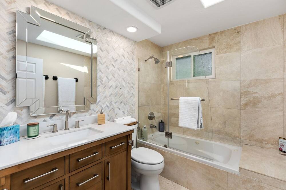 Photo of Bathroom in Del Obispo