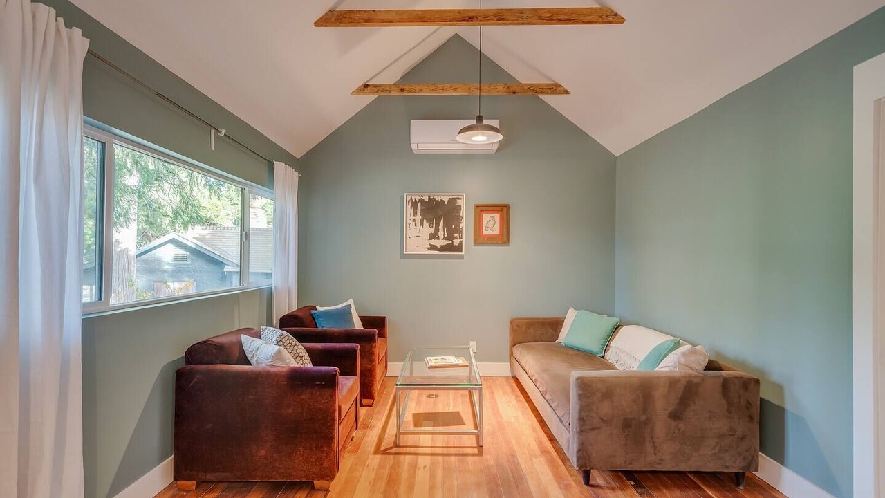 Photo of Livingroom in Twin Peaks